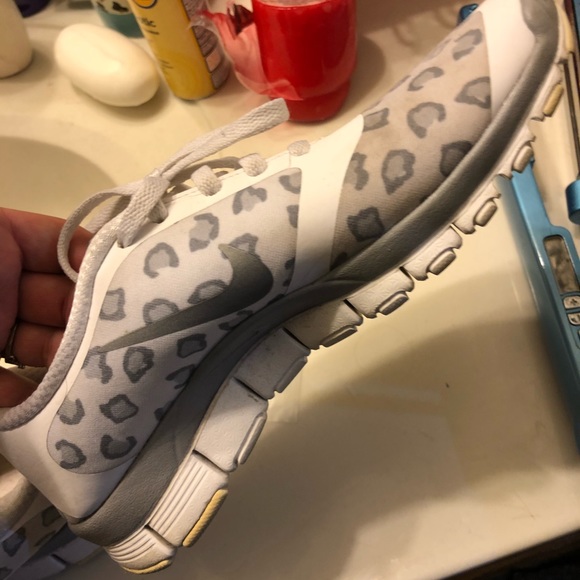 Sold - Picture 6 of 6